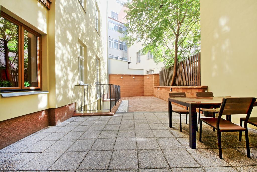 פראג Nabo Apartments מראה חיצוני תמונה